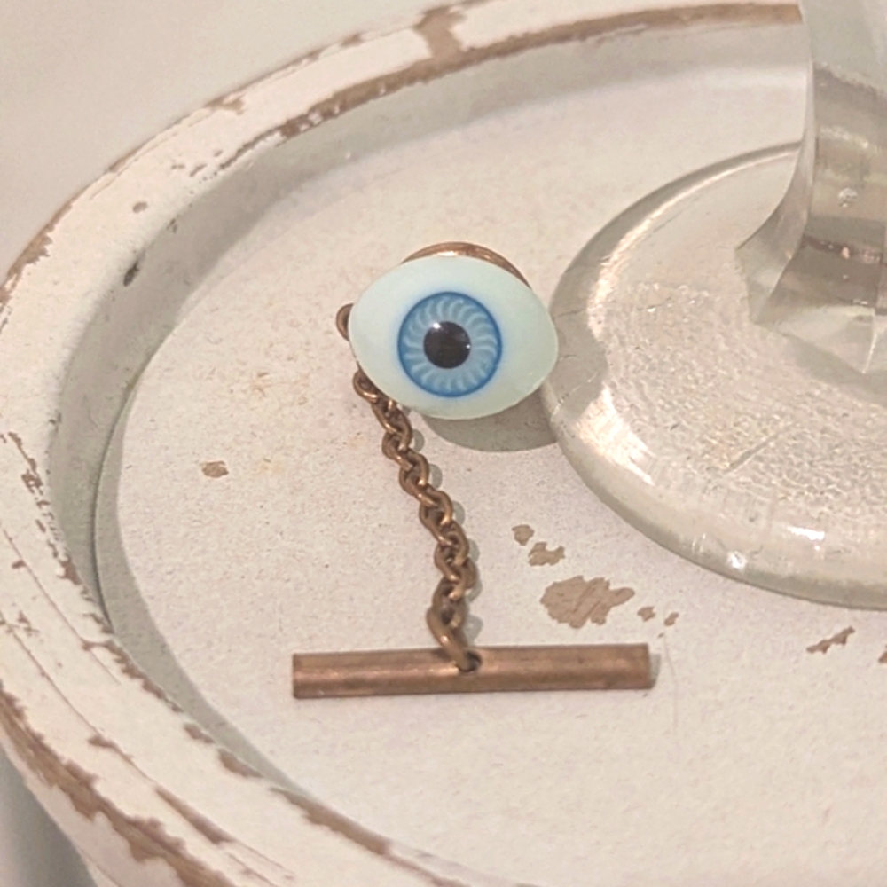 Vintage"EYE SEE YOU",Clear Glass Eye Wash, Wth Blue Lucite Evil Eye Tie Tack - Picture 3 of 6